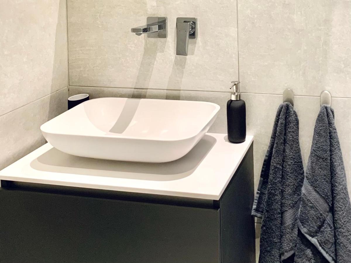 Quiet Studio In Riga City Centre - Self Check-In, Walkable To Major Attractions Εξωτερικό φωτογραφία